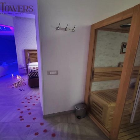 Twin Towers Naples Luxury Bed & Breakfast Dış mekan fotoğraf