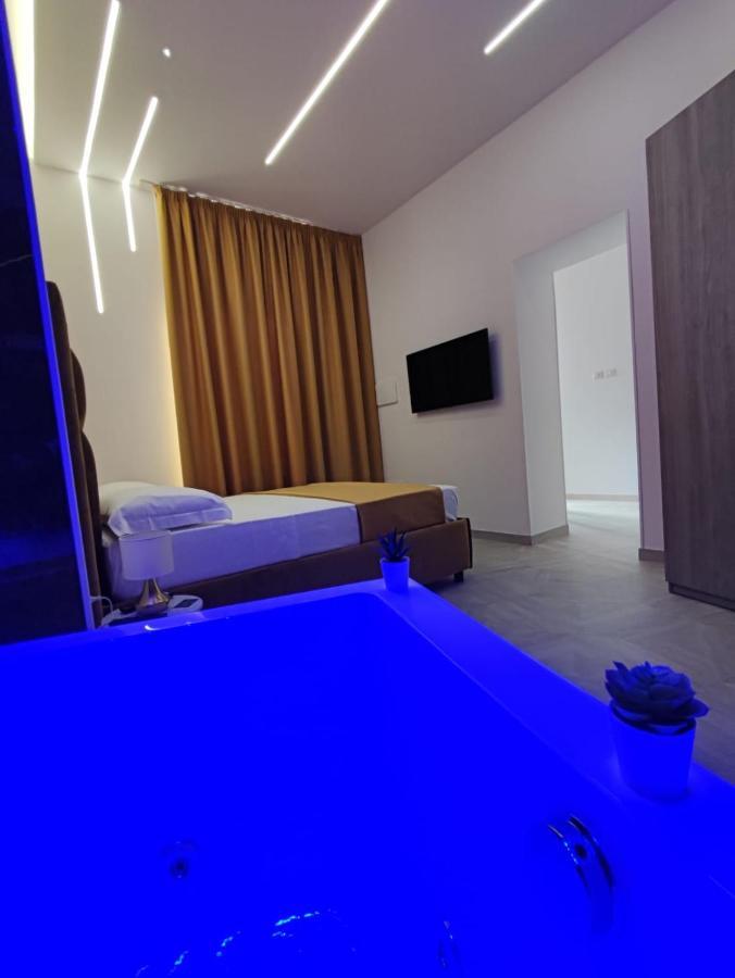 Twin Towers Naples Luxury Bed & Breakfast Dış mekan fotoğraf