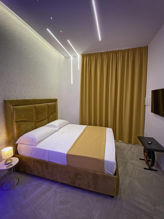 Twin Towers Naples Luxury Bed & Breakfast Dış mekan fotoğraf