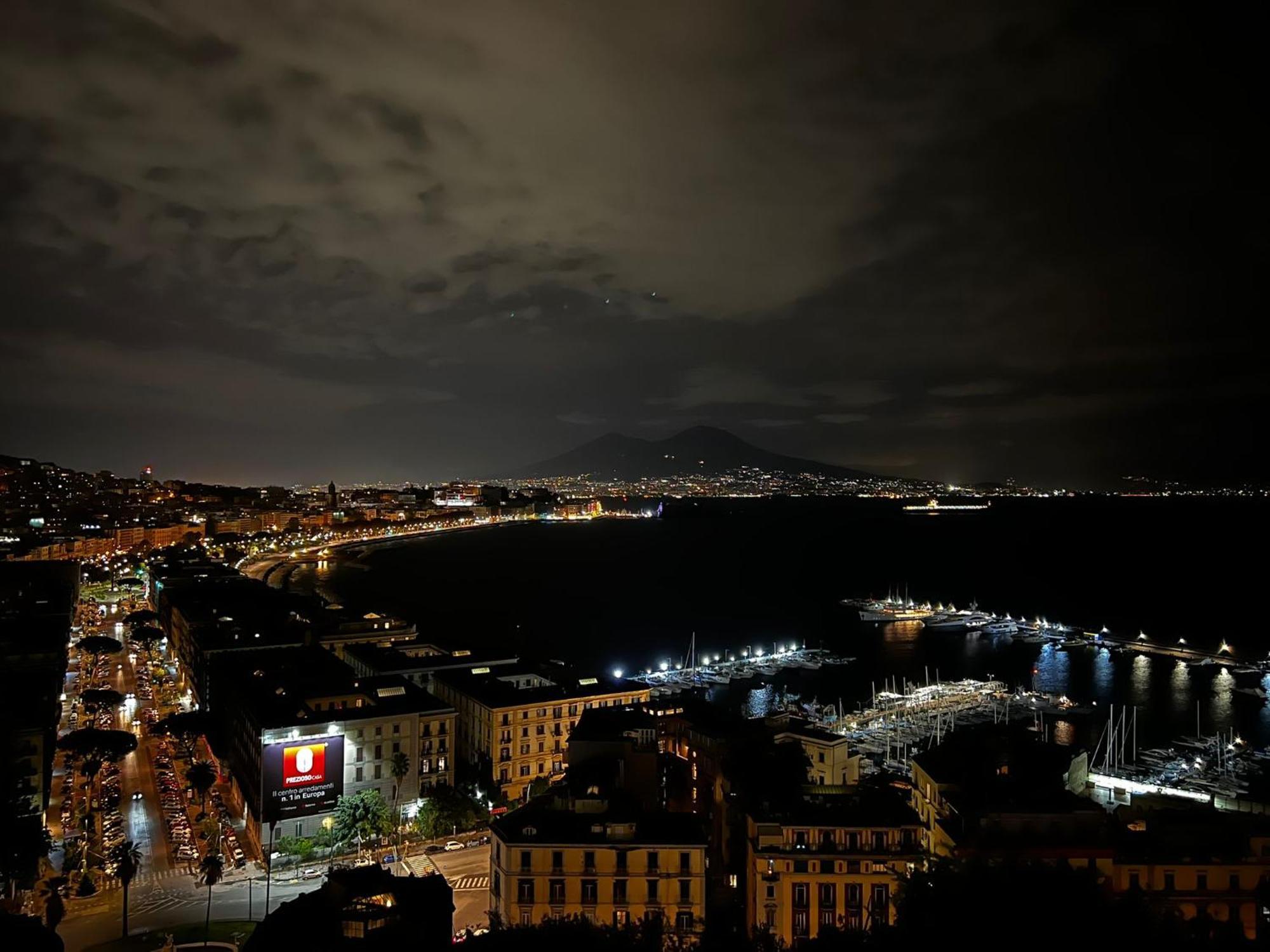 Twin Towers Naples Luxury Bed & Breakfast Dış mekan fotoğraf